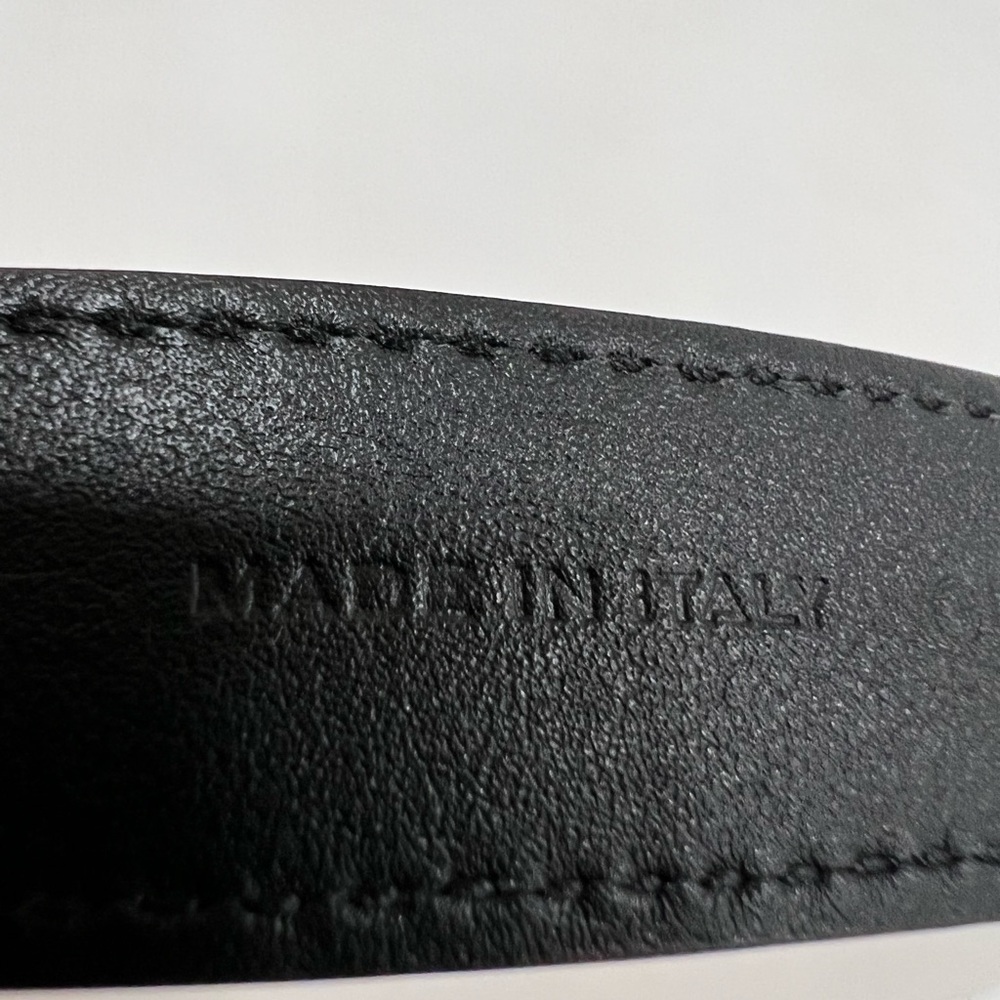 Saint Laurent Cassandre Thin Belt With Square Buckle In Shiny Leather - Picture 8 of 13